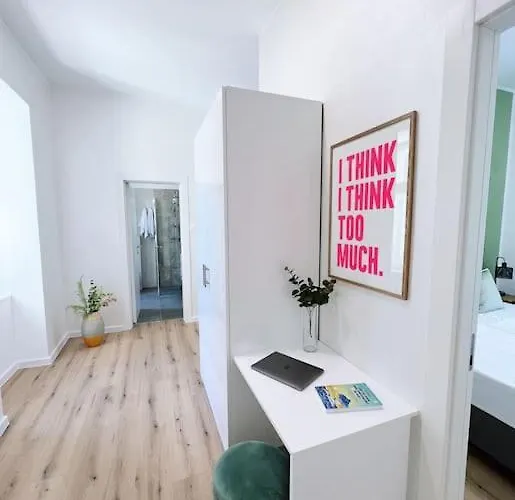 New Design Studio Kingsize Bed * Pula