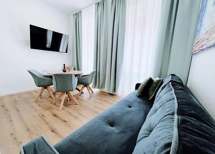 New Design Studio Kingsize Bed